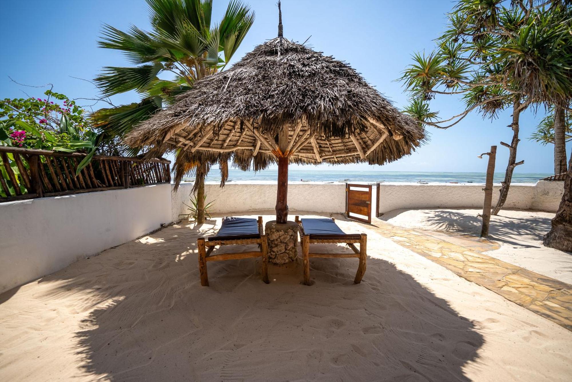 Beachfront Villa Hideaway Zanzibarhouses Kiwengwa  Exteriér fotografie